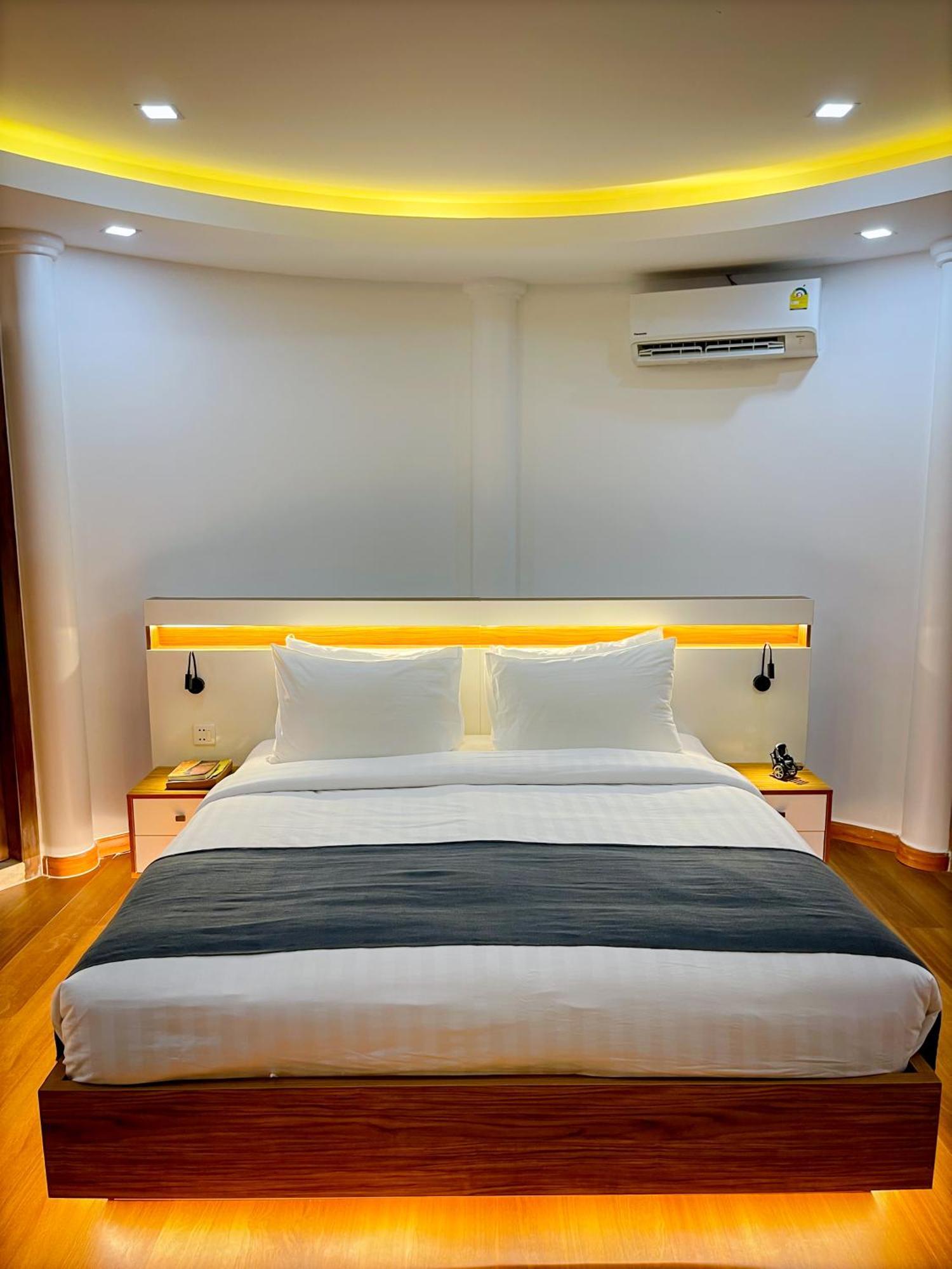 Cambana La Riviere Boutique Hotel Battambang Szoba fotó
