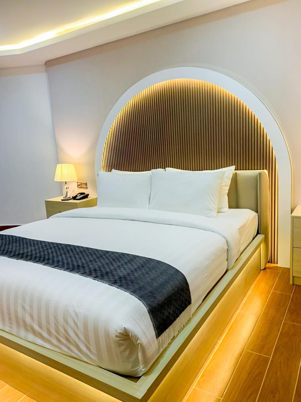 Cambana La Riviere Boutique Hotel Battambang Szoba fotó